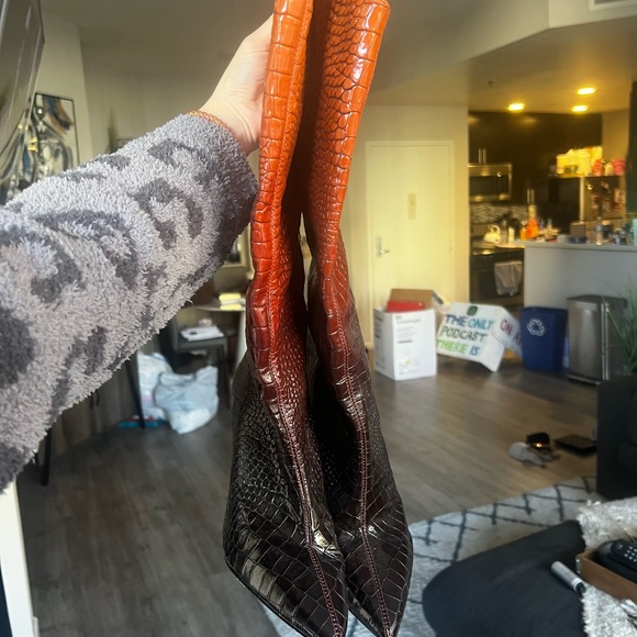 Schutz worn once - Picture 2 of 5